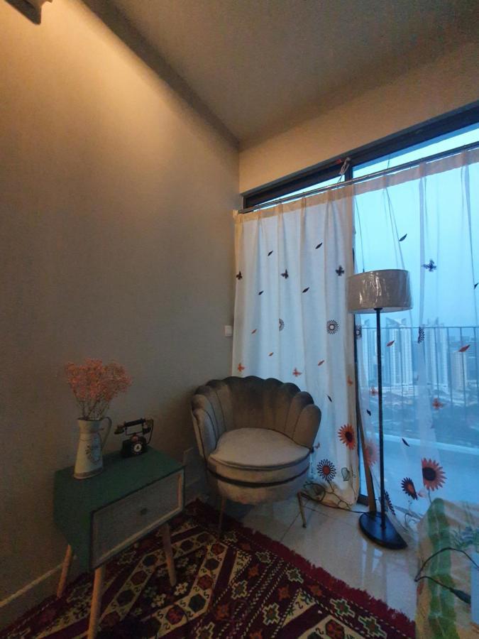 Studio Near Klcc And Lrt With Superb View Куала Лумпур Екстериор снимка