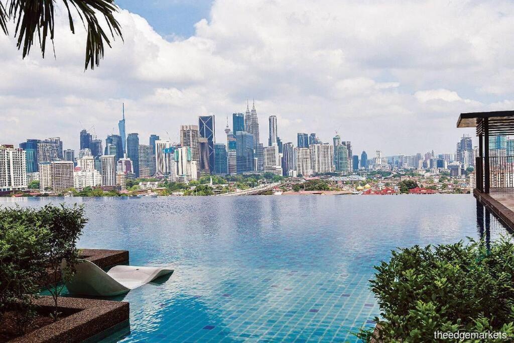 Studio Near Klcc And Lrt With Superb View Куала Лумпур Екстериор снимка